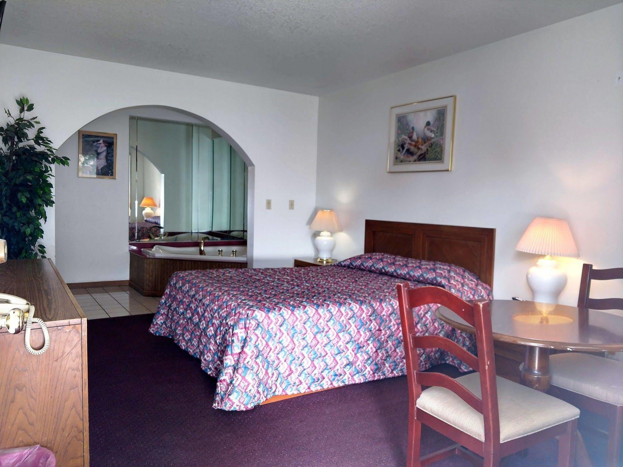 All Seasons Motel Rock Falls Bagian luar foto